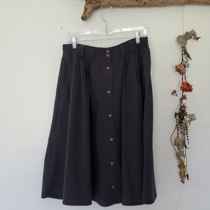 Black buttoned skirt